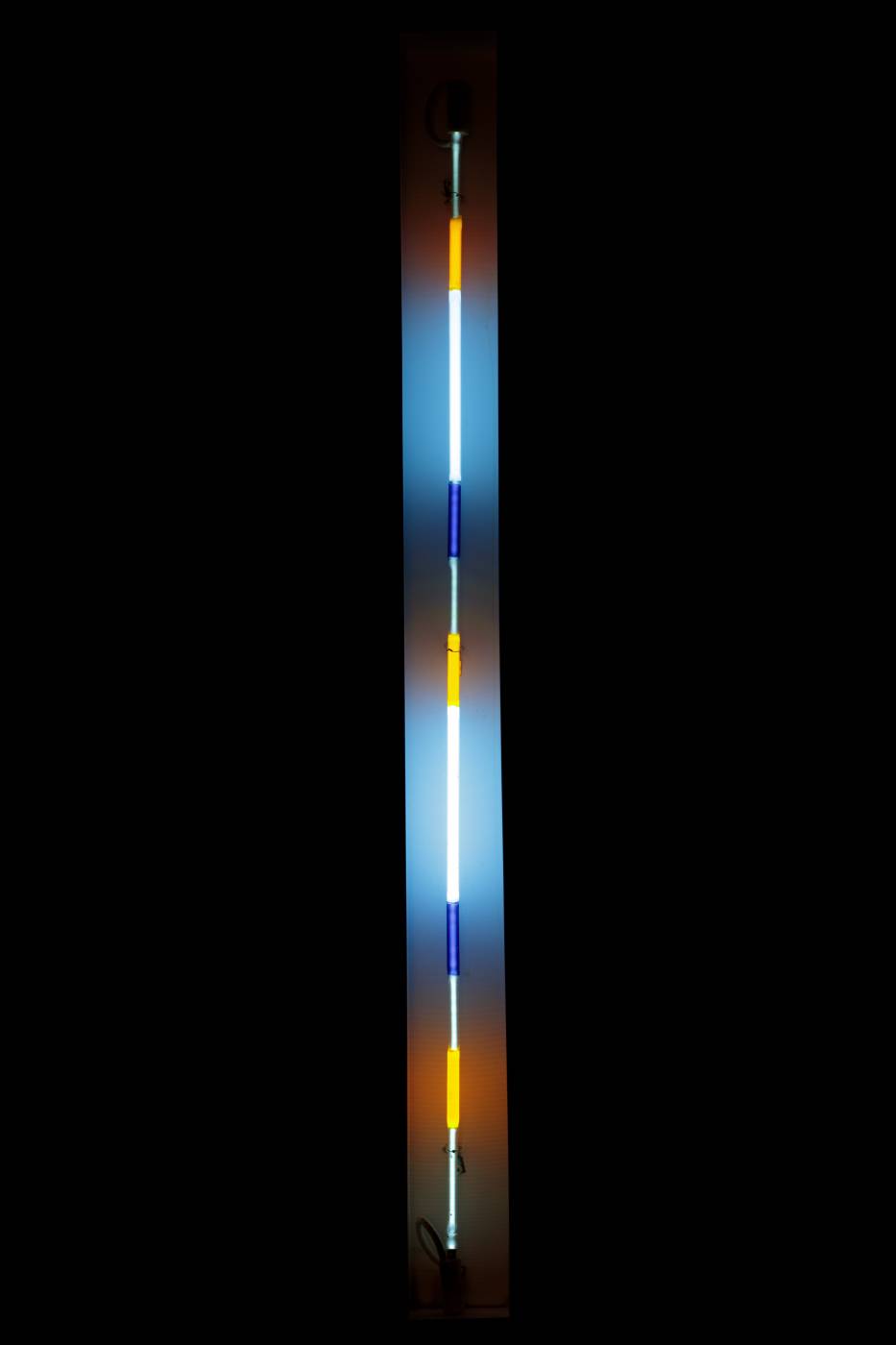 Light fixture with colorful gradient